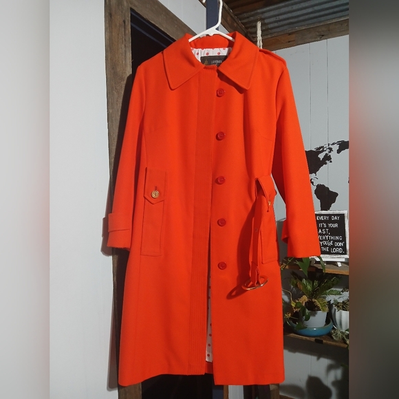 Vintage London Fog Limited Edition Coat Red/Orange Polka dot lining Size XS/S - Picture 8 of 10